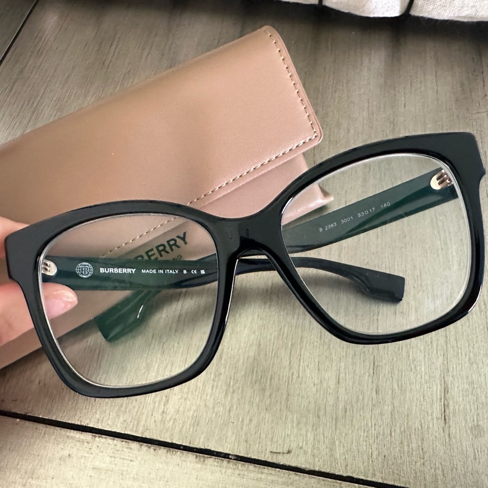 ORIGINAL BURBERRY GLASSES
